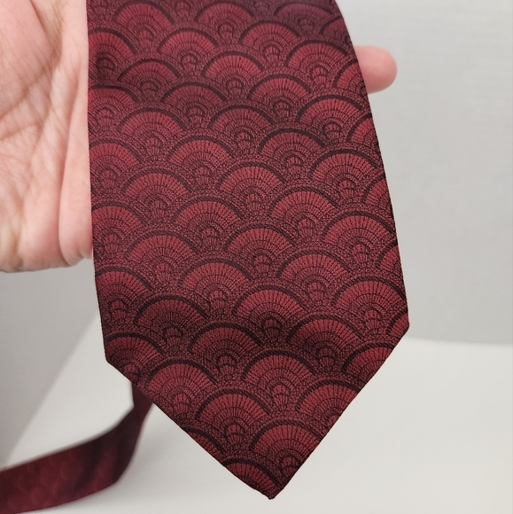 Royal Opera House Silk Tie - Picture 4 of 9